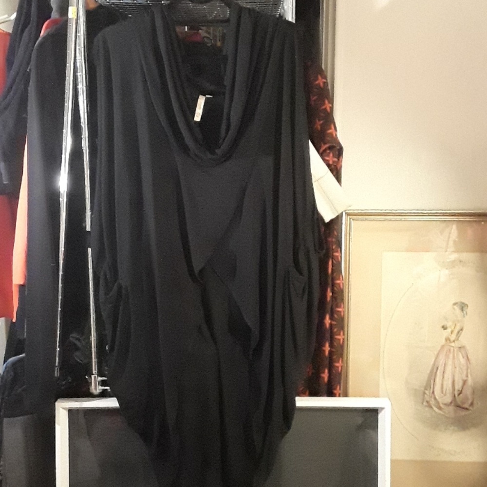 Comfy brand layered top most amazing top everrr